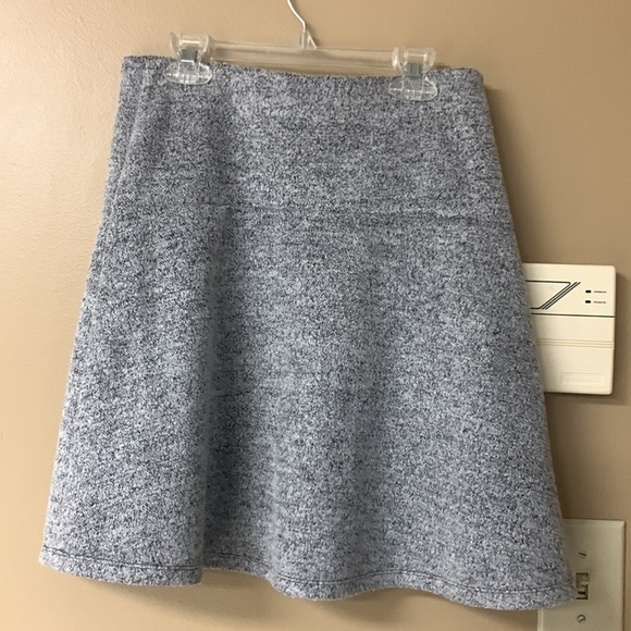 The Loft Skirt Gray Boucle XL - Picture 3 of 5